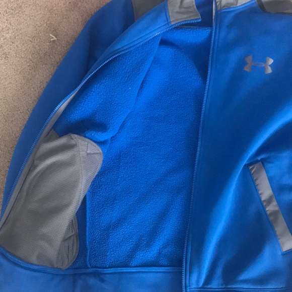 Men’s Under Armor Coat - Picture 2 of 4